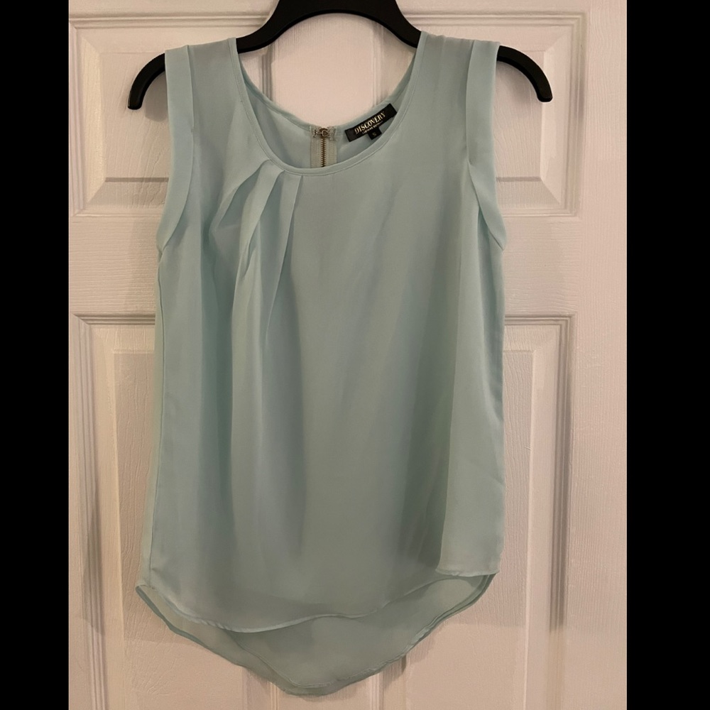 mint top with zipper in back